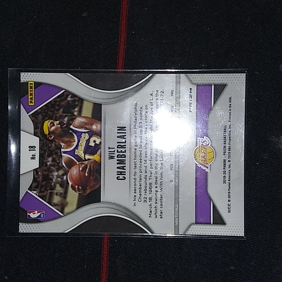 Wilt Chamberlain silver holo prizm - Picture 4 of 5